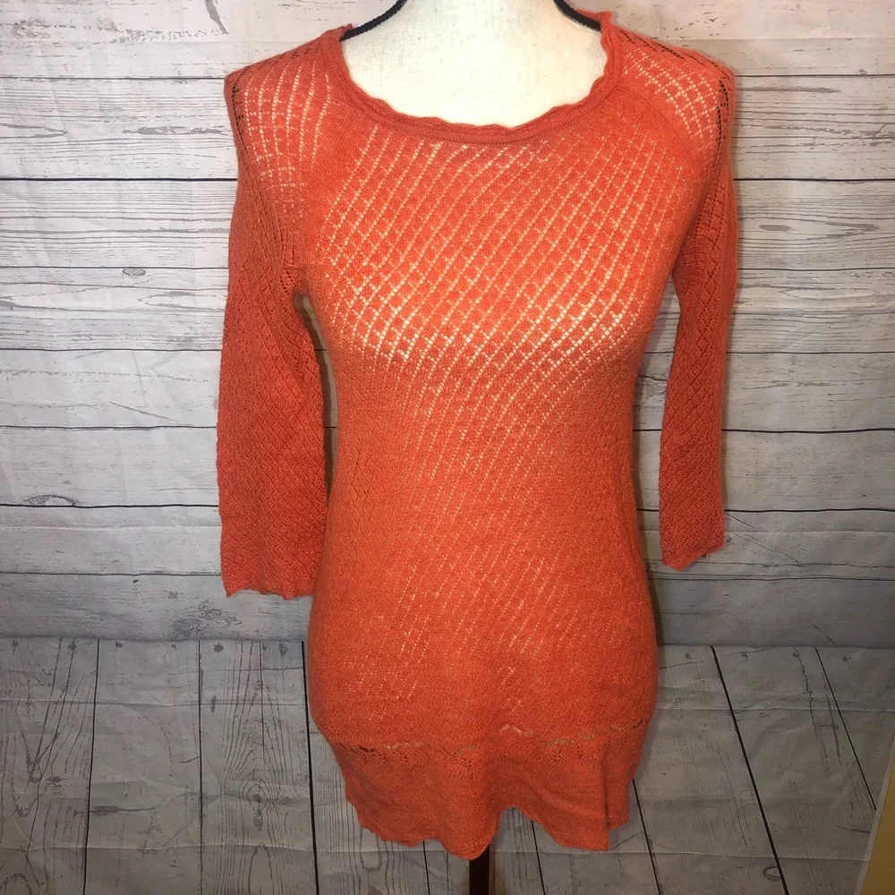 Moth • Small Orange Top - Picture 3 of 8